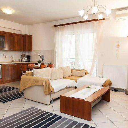 Lovely Apt In Peristeri Athens Luaran gambar