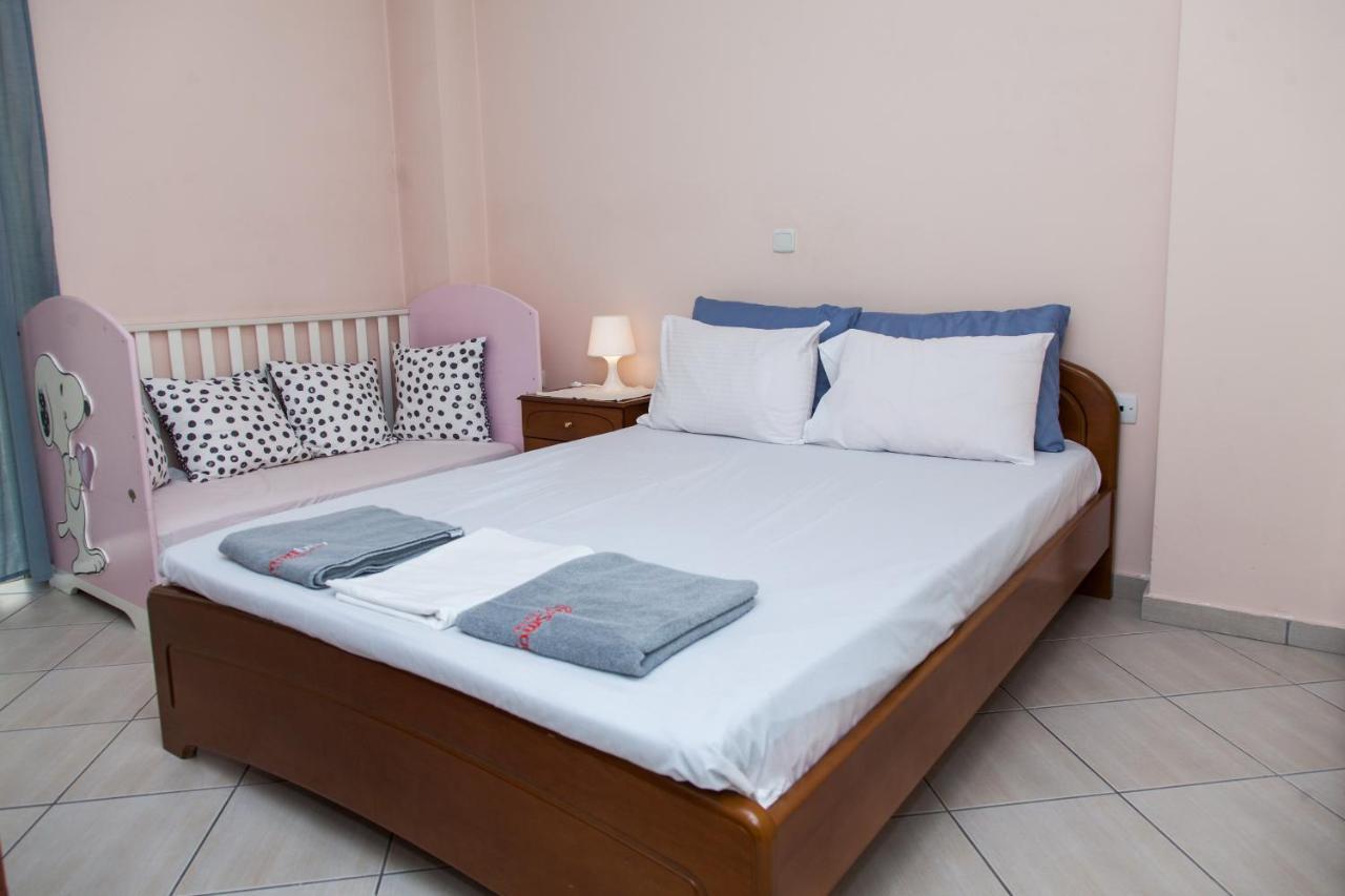 Lovely Apt In Peristeri Athens Luaran gambar