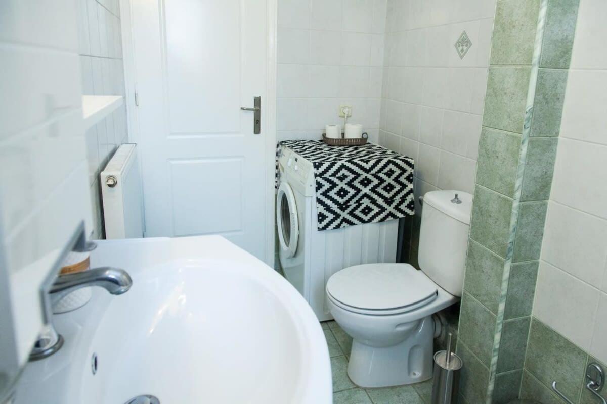 Lovely Apt In Peristeri Athens Luaran gambar