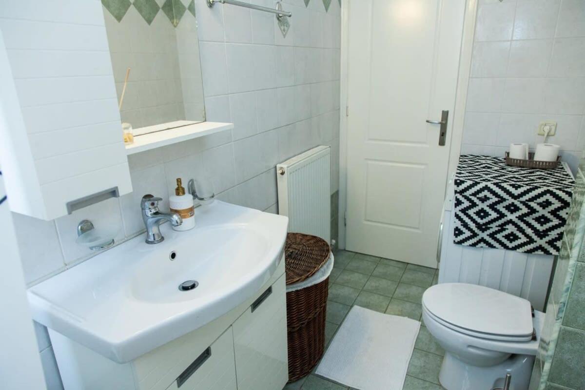 Lovely Apt In Peristeri Athens Luaran gambar