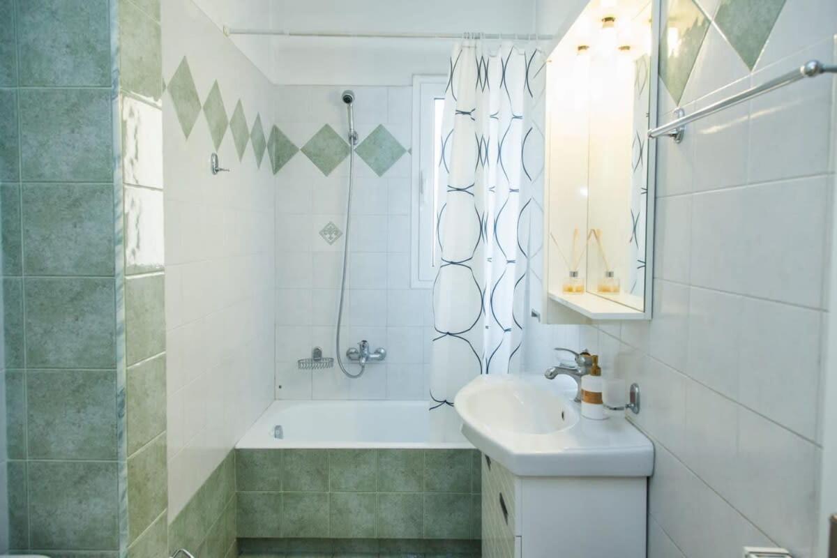 Lovely Apt In Peristeri Athens Luaran gambar